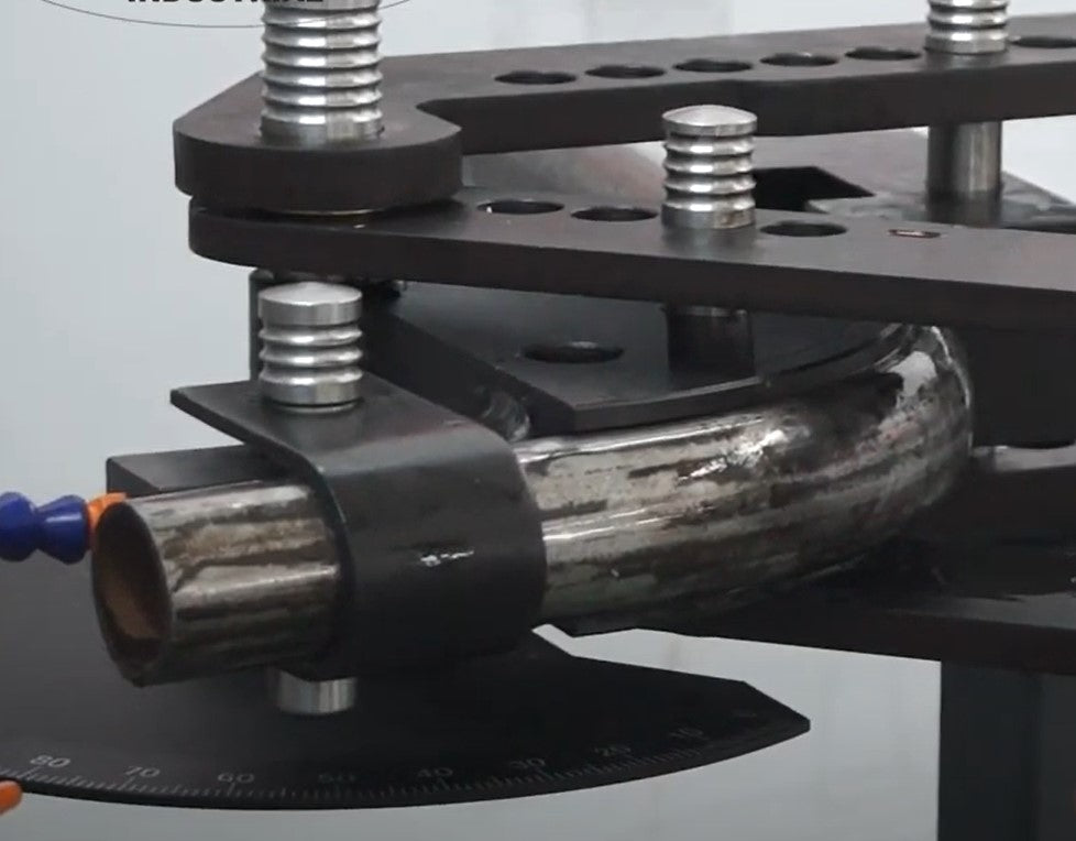 TB-3 Dobladora de Tubo Manual Cap. hasta 2" con Escala Graduada hasta 240°. Kayka Industrial