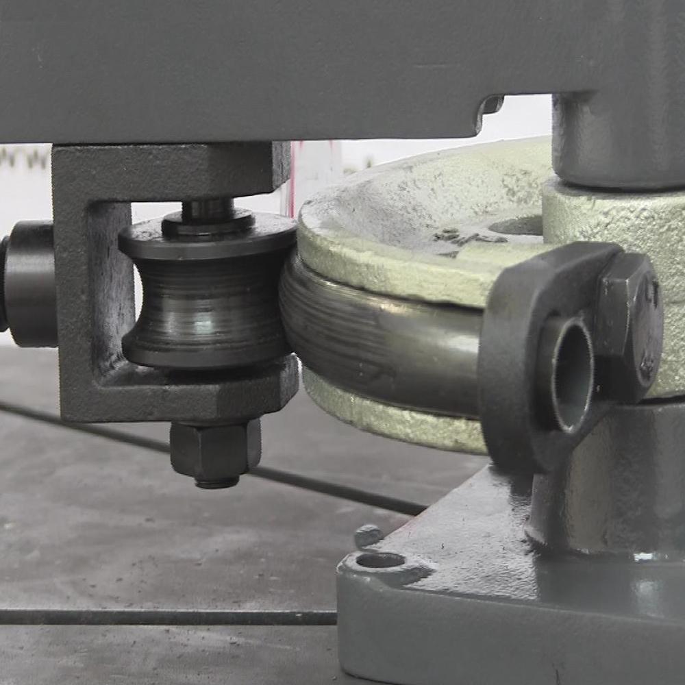 <transcy>MY-22- Compact Round and Square Tube Manual Bender with 8-Die Kit.</transcy>