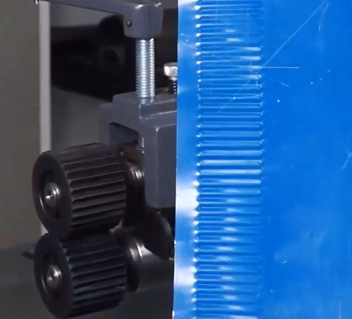 <transcy>RM08 -22 Gauge (0.8mm) Manual Blade Beveling Machine, 7 "(17cm) Throat</transcy>