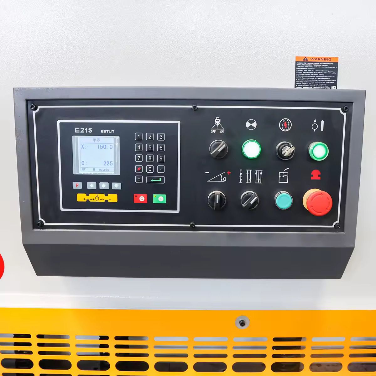 QC11Y-8x3200 Cortadora Hidráulica con control numérico (NC) Capacidad de corte de 3200 x 8,0 mm KAYKA INDUSTRIAL.